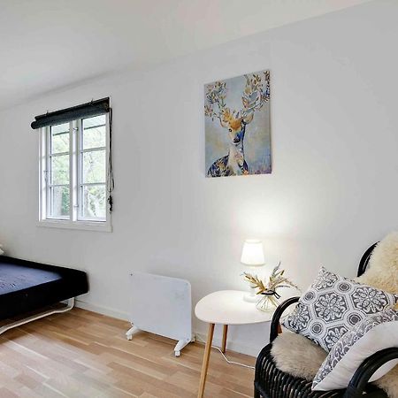Nyistandsat sommerhus med kærlighed og sjæl Kyndelose Eksteriør billede
