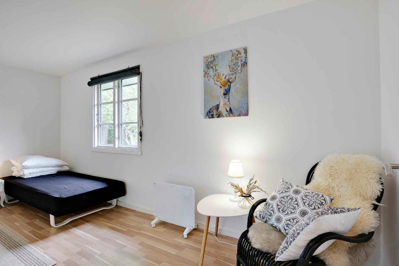 Nyistandsat sommerhus med kærlighed og sjæl Kyndelose Eksteriør billede