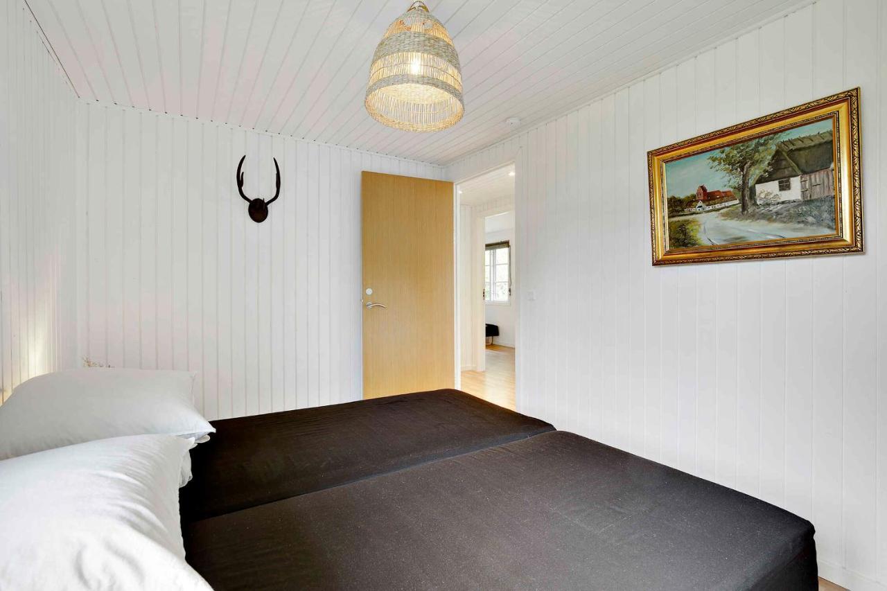 Nyistandsat sommerhus med kærlighed og sjæl Kyndelose Eksteriør billede